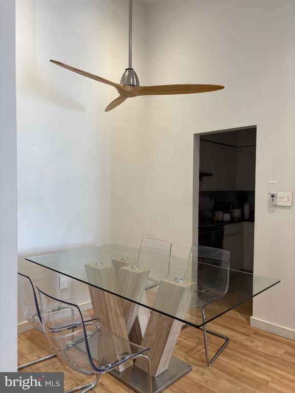 Foto del edificio - 2021 Lucas Ln