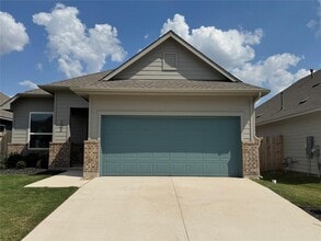 Building Photo - 102 Corn Ln