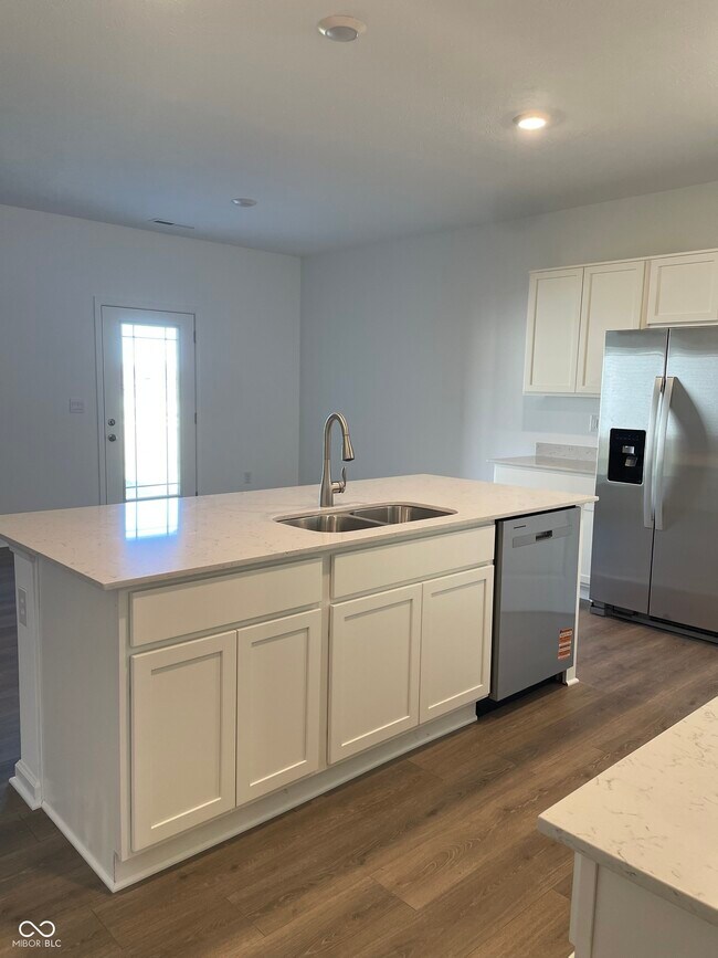 Foto del edificio - 940 Saddlebrook Farms Blvd