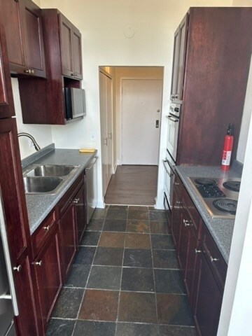 Foto del edificio - 600 S Dearborn St