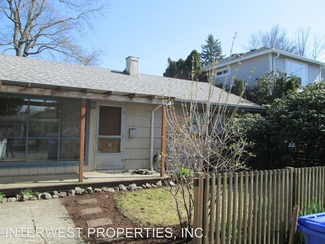 Building Photo - 2 br, 1 bath House - 218 SE 88TH AVE