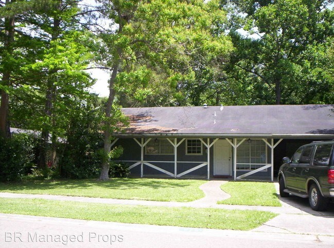 Building Photo - 4 br, 2 bath House - 820 Burgin