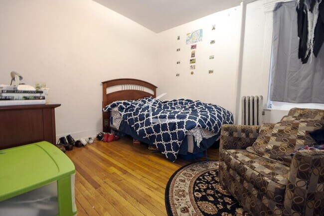 Foto del edificio - Sept 2026 -  Fantastic BU West / Packard's Corner 3 Bed on Brighton Ave.  Students Welcome!