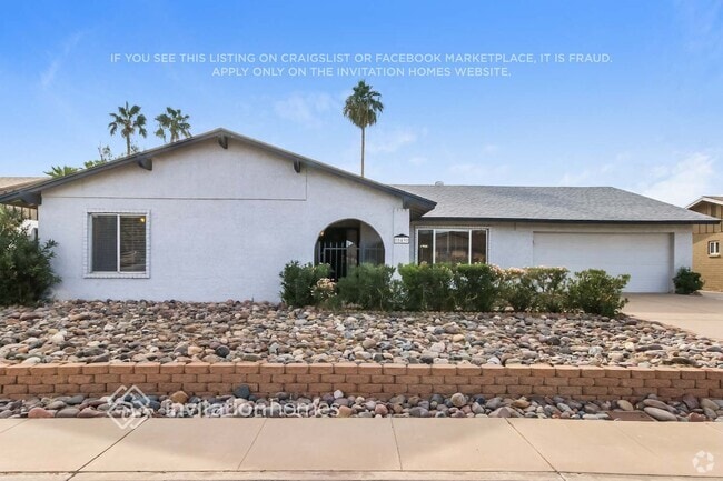 Building Photo - 549 W Pampa Ave