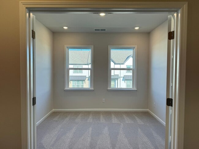 Foto del edificio - 5739 Coulee Ln