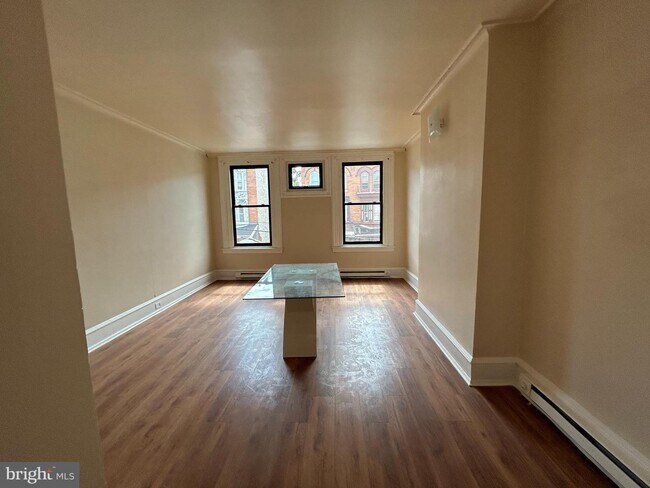 Foto del edificio - 3724 N Carlisle St