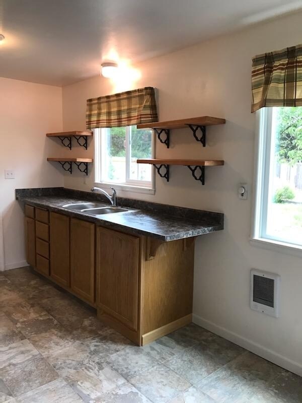 9639 Bridgeport Way SW, Lakewood, WA 98499 House Rental in Lakewood, WA