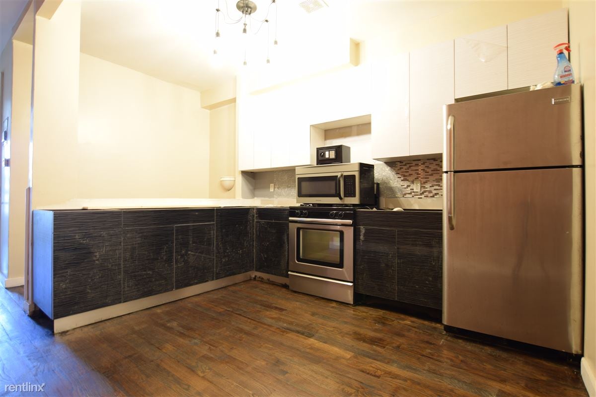 Primary Photo - 355 Chauncey St