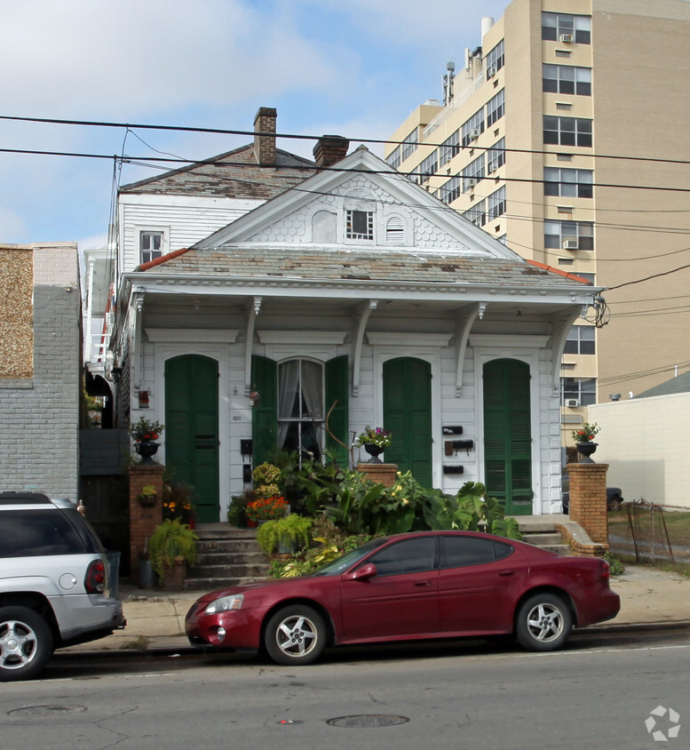 Building Photo - 620 Elysian Fields Ave