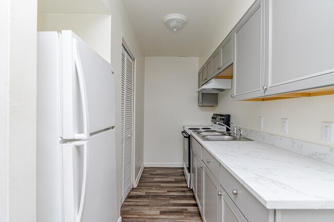 Foto del edificio - 209 N Woodland Dr