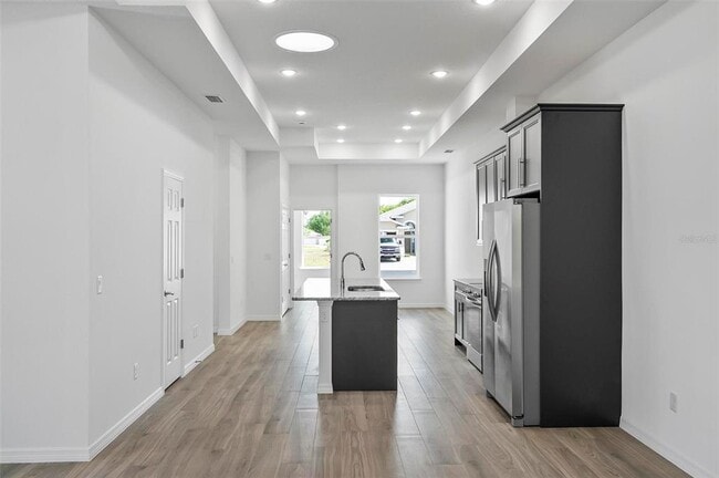 Building Photo - 31 Louvet Ln