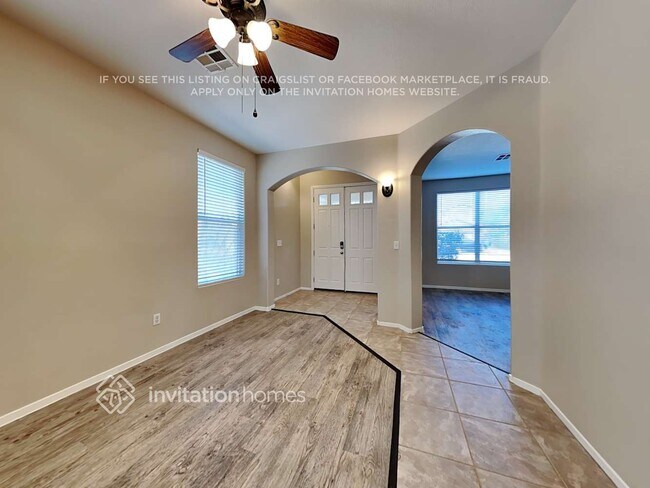 Building Photo - 255 Palmarosa St