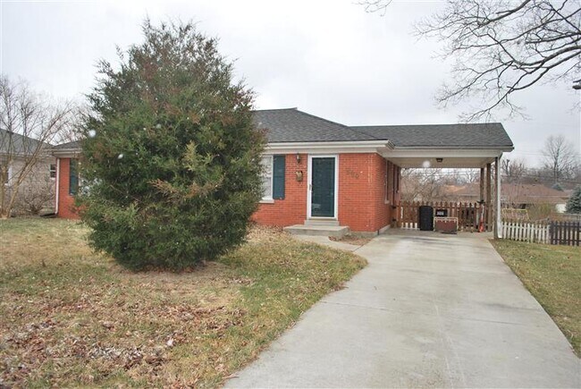 Building Photo - 590 Lamont Dr