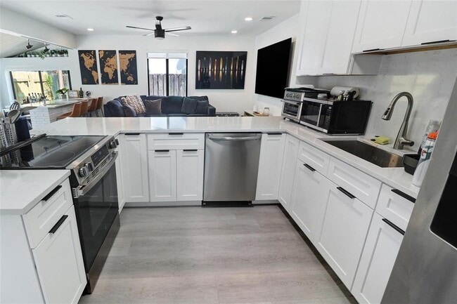 Foto del edificio - 508 SW 13th St