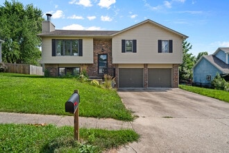 Building Photo - 3608 Teakwood Dr