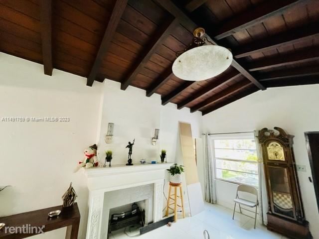 Foto del edificio - 3 br, 2 bath House - 402 SW 33rd Ave