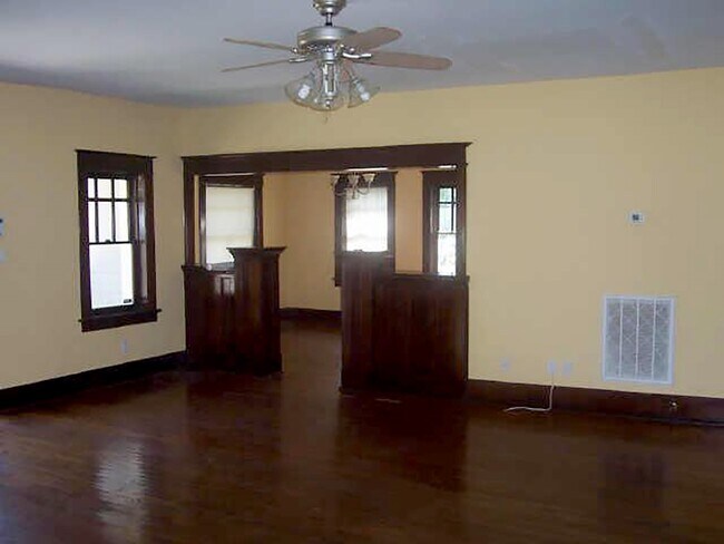 Foto del edificio - 1701 Sylvester Rd