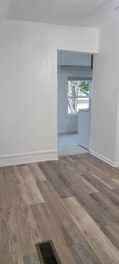 Building Photo - 134 Central Ave