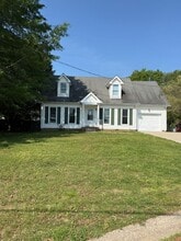 Building Photo - 910 Dolphin Ln