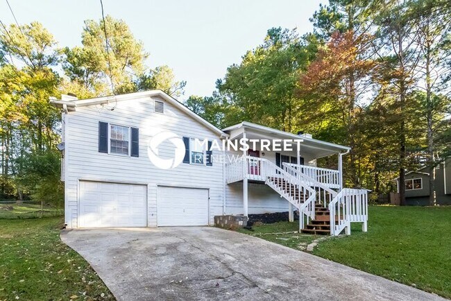 Foto del edificio - 3 Bedroom Pet-Friendly Home in Dallas, GA with Main Street Renewal