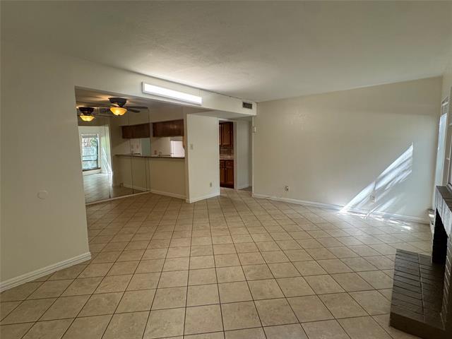 Foto del edificio - 12810 Midway Rd