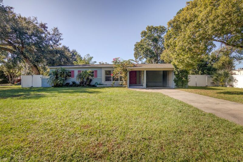 5341 Lake Howell Rd, Winter Park, FL 32792 House Rental in Winter