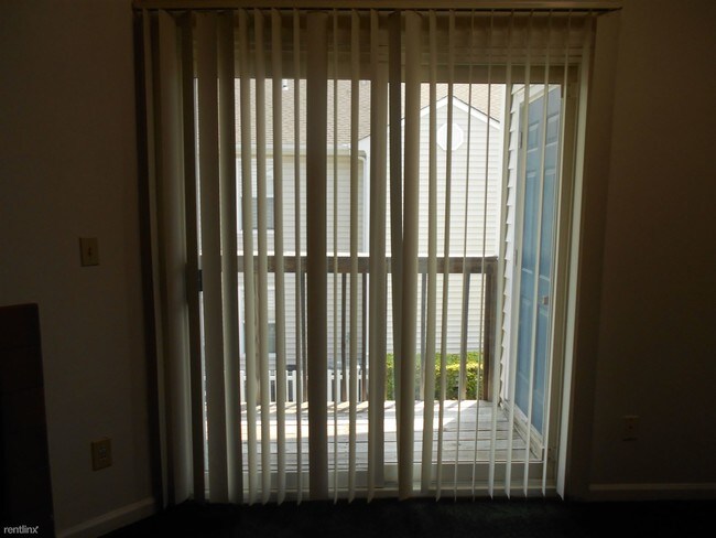 Foto del edificio - 2 br, 1 bath Condo - 5243 Breezewood Arch