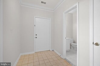 Building Photo - 2542 Logan Wood Dr