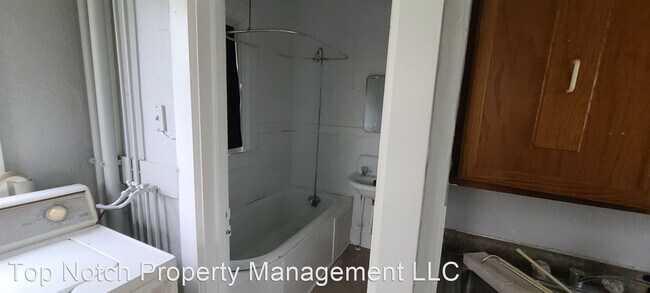 Foto del edificio - 1429 W 7th St