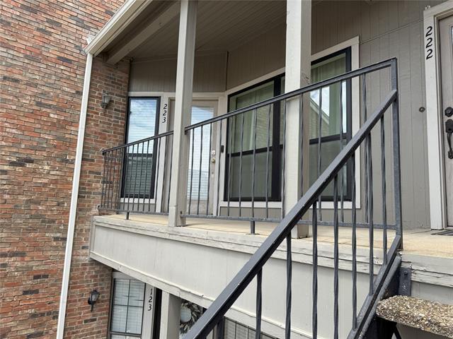Foto del edificio - 2736 Silver Creek Dr
