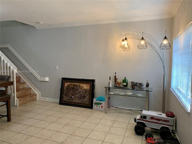 Foto del edificio - 5761 NW 115th Ct