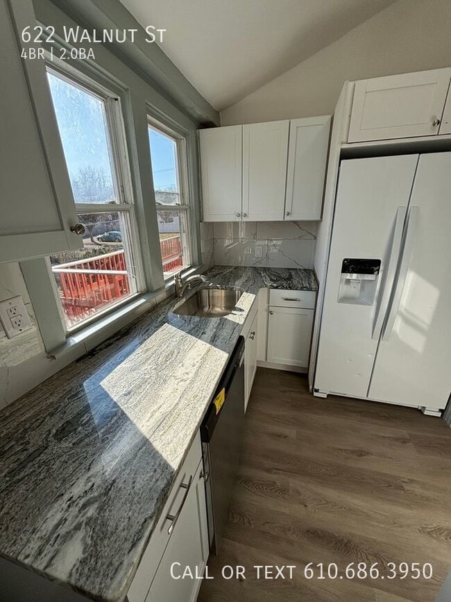 Building Photo - Newly Renovated 4 Bedroom, 2 Bath in Potts...