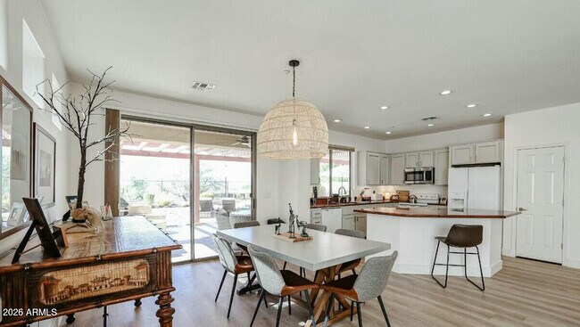 Foto del edificio - 2423 W Shadow Glen Ct