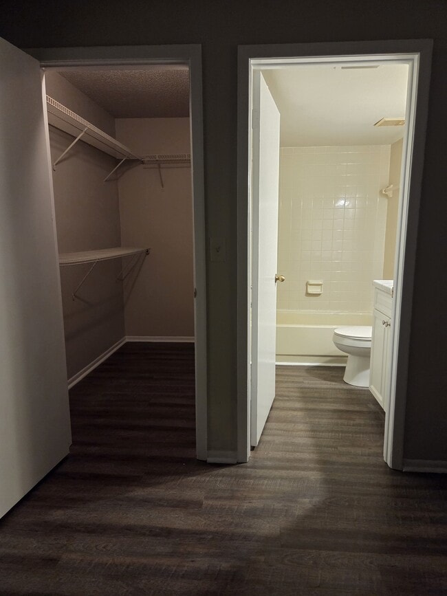 Foto del edificio - 4031 Tumble Wood Trl