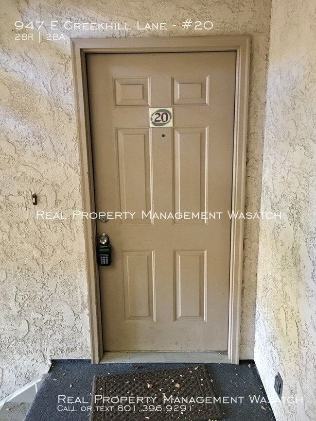 Foto del edificio - 947 Creekhill Ln