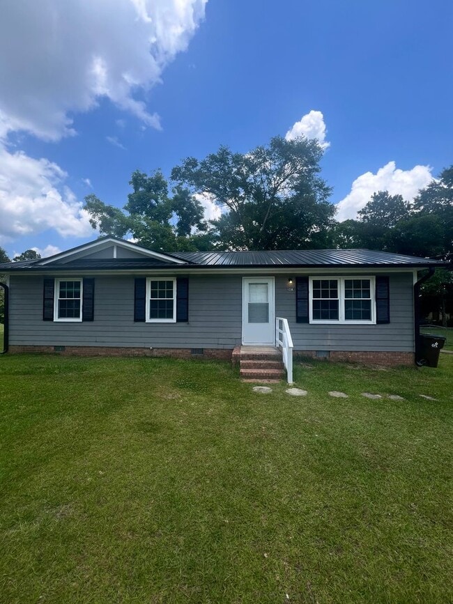 Building Photo - 2413 Shawnee Dr Building Photo - 2413 Shawnee Dr