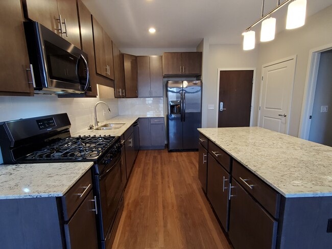 Kitchen of 1 Bedroom - Heights of Mendota Apartments