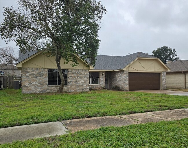 Building Photo - 4019 Lemon Tree Ln