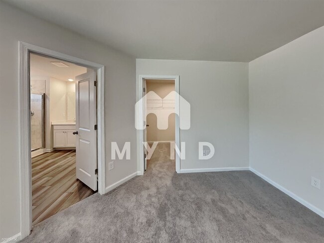 Building Photo - 3 br, 2.5 bath Townhome - 233 Red Tail Way