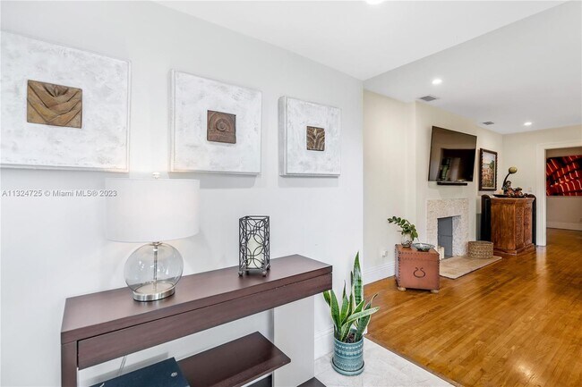 Foto del edificio - 1525 SW 13th Ave