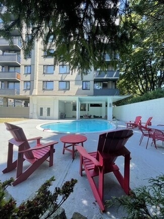Building Photo - Camelia Court