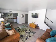 Photo - 109 W Oak Ave Apartment