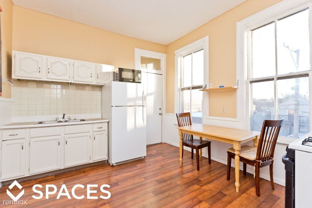 Primary Photo - 1014 N Paulina St