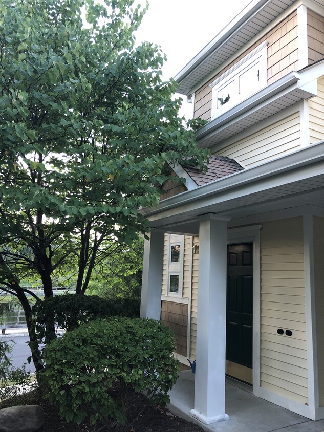 249 Old Farm Dr Unit 249, Great Meadows, NJ 07838 Condo for Rent in