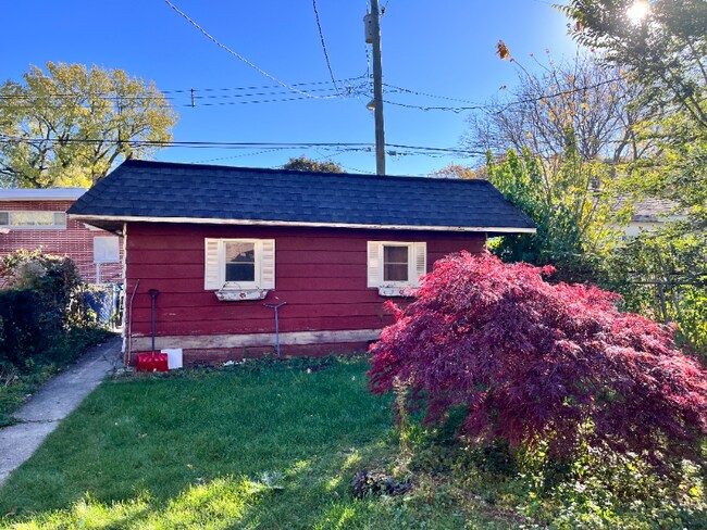 Foto del edificio - 3623 W Foster Ave