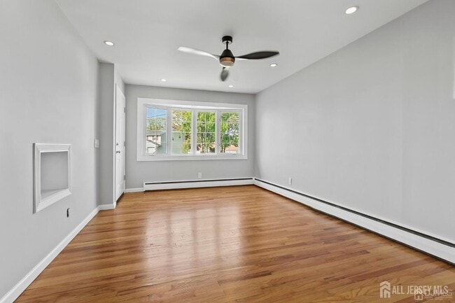 Building Photo - 262 Wall St