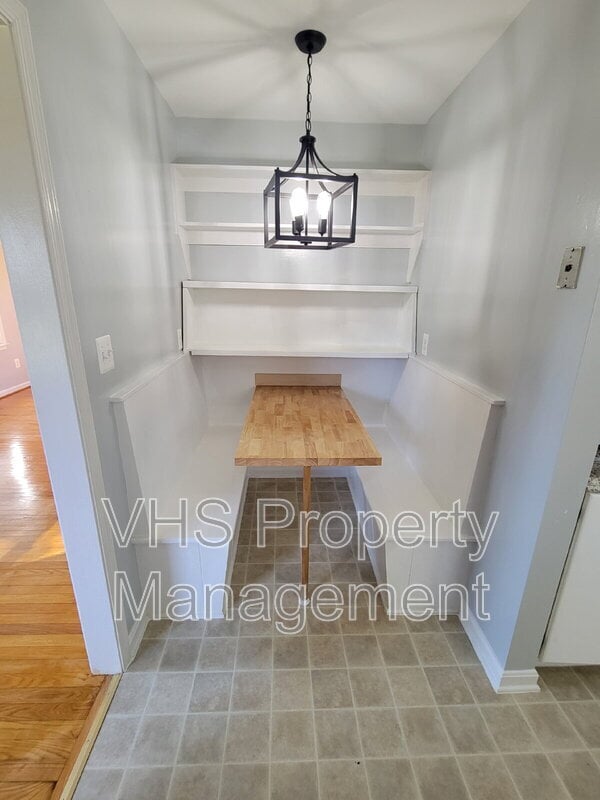 Building Photo - 13341 Latham Ln