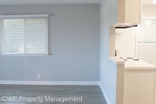 Foto del edificio - 27230 Sleepy Hollow Ave S
