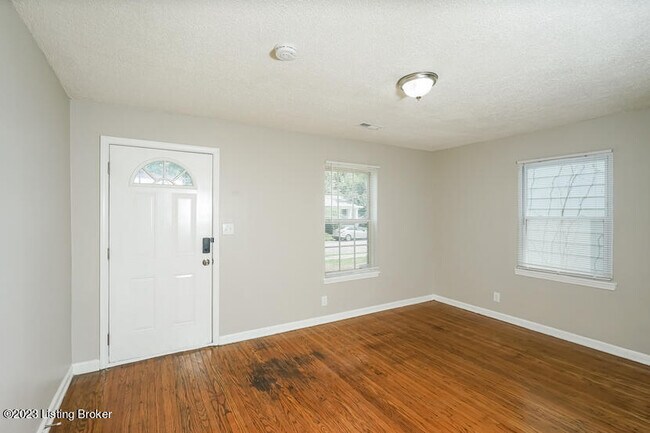 Foto del edificio - 3622 W Jefferson St
