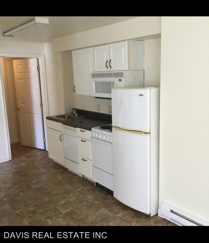 Primary Photo - 135 Kunes St